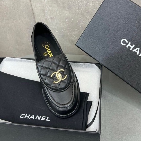 Chanel Black Leather Loafers - Picture 4 of 8